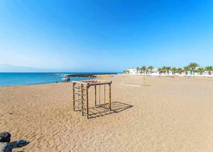 Summer Dreams House Дом отдыха *